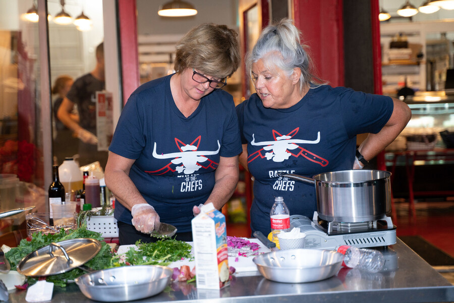 Dunning's Market owner Maureen Mader, left, and her sister, Kathleen Arvin, work together during the 2021 Battle of the Chefs. (Provided photo)