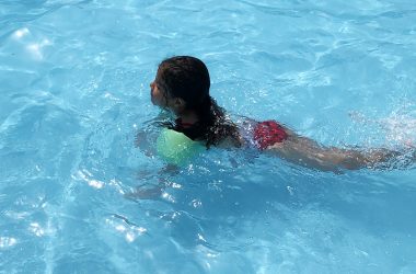 Maiya Morales, 4, of Homewood, enjoyed the water in the little kids pool at Lions Club Pool on Wednesday. (Marilyn Thomas/H-F Chronicle)