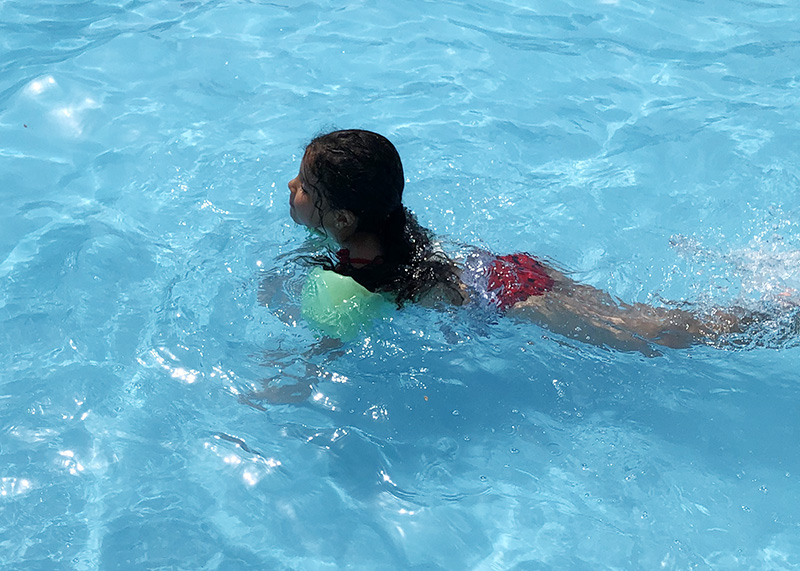 Maiya Morales, 4, of Homewood, enjoyed the water in the little kids pool at Lions Club Pool on Wednesday. (Marilyn Thomas/H-F Chronicle)