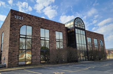 Homewood officials are considering the possibility of relocating the police department and emergency dispatch center to 1221 175th St., a building the village purchased earlier this year. (Eric Crump'/H-F Chronicle)