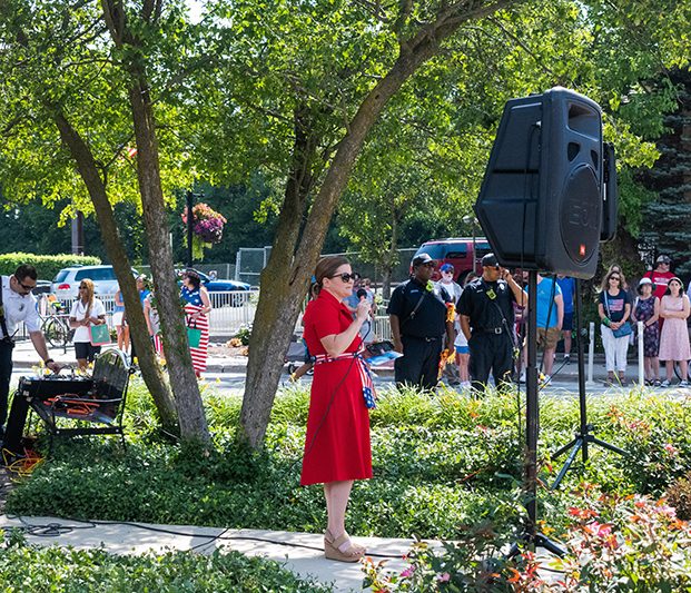 4th_of_July_2022-7 Mayor Nelson delivers remarks during the Flossmoor 4th of July celebration. (RBS)