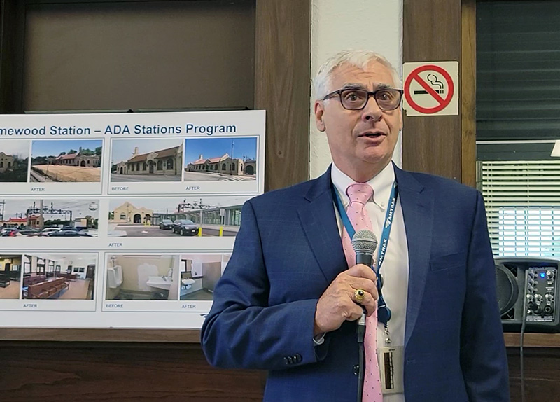 David Handera, Amtrak vice president of stations, properties and accessibility thanks Amtrak staff, Homewood officials and U.S. Rep. Robin Kelly for making the accessibility renovations to the Homewood train station possible. (EC)