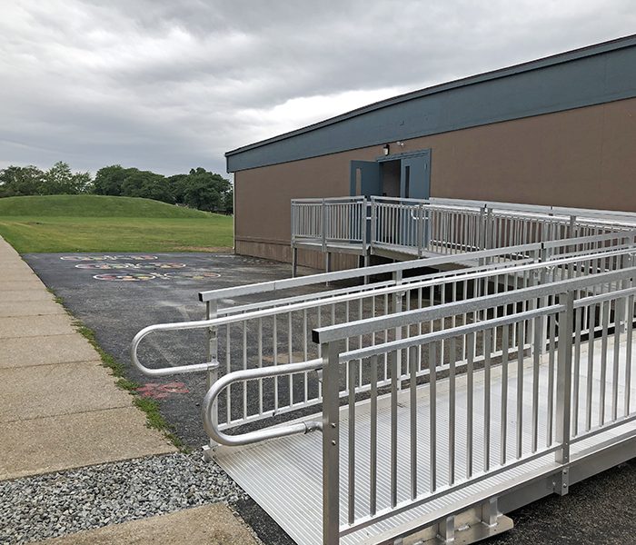 A new mobile unit is now in place at Willow School. The additional space will be used for special services for students. Willow Hill is in the background. (Marilyn Thomas/H-F Chronicle)