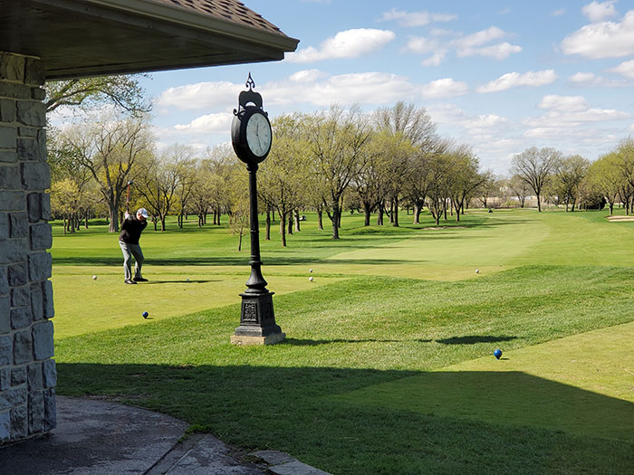 Opponents of industrial redevelopment of Calumet Country Club hoped the Forest Preserves might be persuaded to purchase the land, but a preserves official said it doesn't meet the criteria to be a high priority acquisition. (Chronicle file photo)