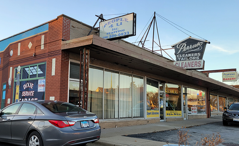 The future home of Thomas Photographic at 18676 Dixie Highway is across the street from the current location. (Eric Crump/H-F Chronicle)