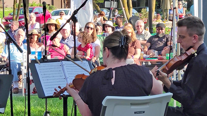 Illinois Philharmonic Orchestra musicians perform during the 2023 Chamber Night concert in downtown Flossmoor. (Chronicle file photo)