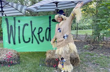 Jessica Greene brought “Wicked’s” Scarecrow character to life just for the GEM. The display included a yellow “brick” road in front of her home on Brassie Avenue. Greene, who is a 3rd grade teacher at the University of Chicago’s Charter School-Donoghue in Chicago, said she has seen the play “at least five times.” (Karen Torme Olson/H-F Chronicle)