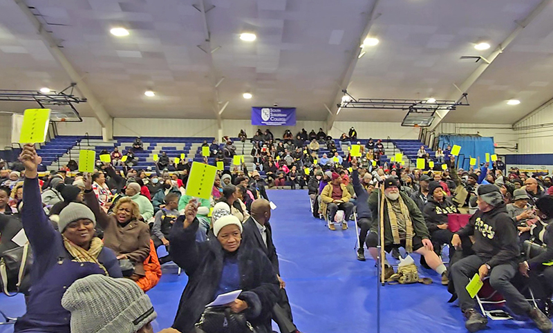 Thornton Township electors vote for Carol Cook at a special town meeting Tuesday, Jan. 21. Cook did not garner enough votes to be appointed to the board. (Eric Crump/H-F Chronicle)