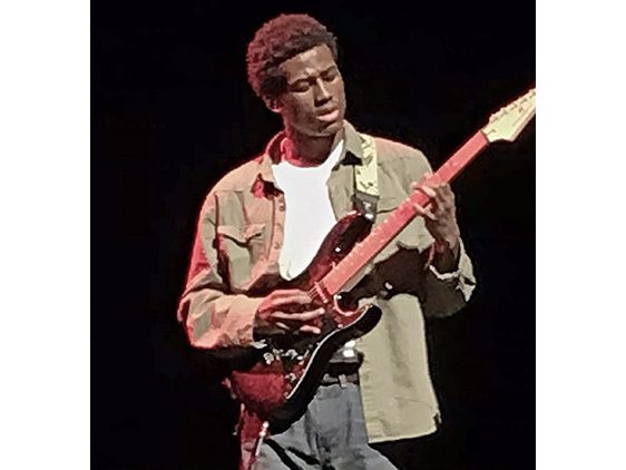 Talent show winner Chaunto Drape wows the audience with his guitar skills. (Lolita Cusic/H-F Chronicle)
