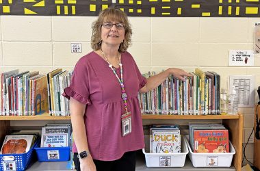 Margaret Nellis has served as Willow School's librarian for more than 15 years. She retires with 25 years of service in District 153. (Marilyn Thomas/H-F Chronicle)