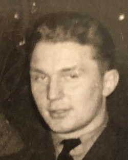 Casimir Baran was 19 when he enlisted in the Polish contingent of the Royal Canadian Air Force. He was nicknamed ”Kye,” spoke fluent Polish thanks to his immigrant parents. He anglicized his name to Steve. In 1943, he transferred to the US Army Air Force. (Photo courtesy of Greg and Nancy Voll)
