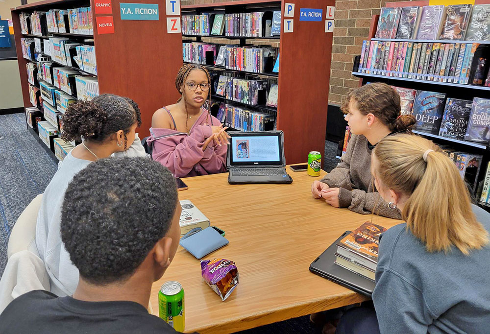 Kelly Parker, co-founder of Adolescent Activists, presents to her group. (Mary Wegrzyn-Cole/provided photo)