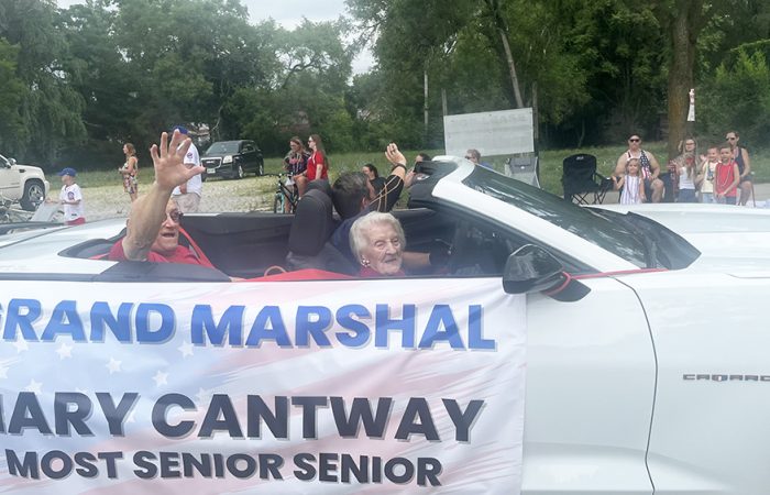 Homewood’s oldest resident, 110-year-old Mary Cantway, serves as grand marshal at Homewood’s 4th of July parade. (Nick Ulanowski / H-F Chronicle)