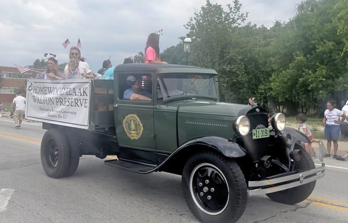 Homewood Izaak Walton Preserve is represented in the Homewood 4th of July parade. (Nick Ulanowski/ H-F Chronicle)