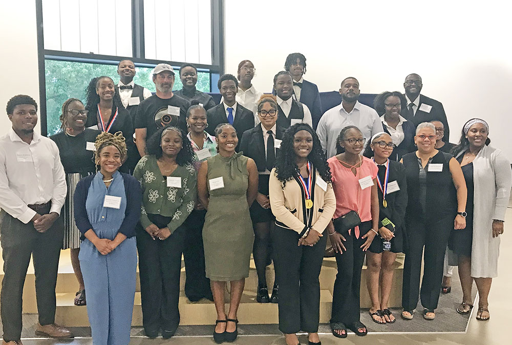 You Matter 2's NextGEN interns pose with judges and You Matter 2 staff on Pitch Day. (Lolita Cusic/H-F Chronicle)