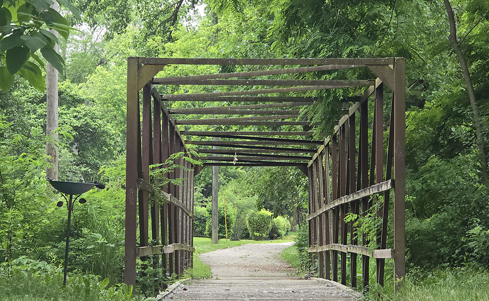The Dartmouth pedestrian bridge is slated for replacement after four decades of linking the neighborhood in the southeast corner of Flossmoor with the rest of the village. (Eric Crump/H-F Chronicle)