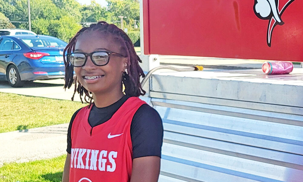 Kaila "Mouse" Green found her place in the first season of flag football at Homewood-Flossmoor. (David P. Funk/H-F Chronicle)