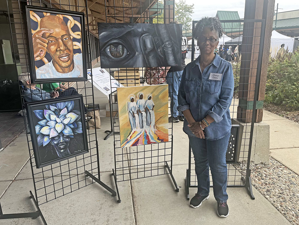 Acrylic painter Cheryl Osby at the Park Forest Art Fair. (Nick Ulanowski / H-F Chronicle)