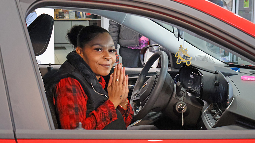 Lameisha Moon expresses gratitude for her new Chevrolet Trax from Chevrolet of Homewood. (Nuha Abdessalam/H-F Chronicle)
