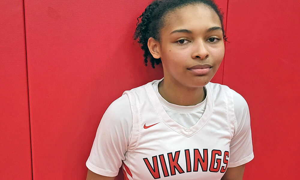 Sophomore guard Laila Williams wants to be more than a shooter for Homewood-Flossmoor girls basketball. (David P. Funk/H-F Chronicle)