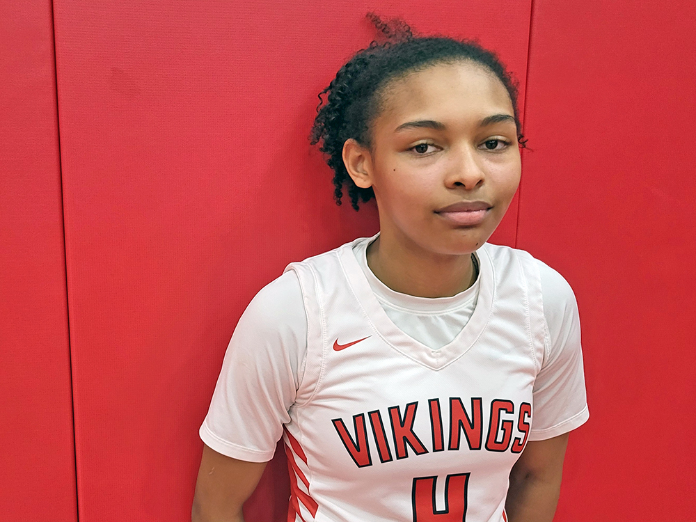Sophomore guard Laila Williams wants to be more than a shooter for Homewood-Flossmoor girls basketball. (David P. Funk/H-F Chronicle)