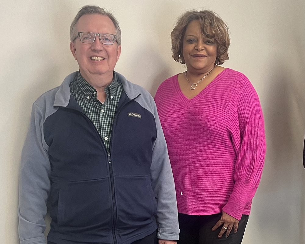 South Suburban PADS Executive Director Doug Kenshol, left, and Finance and Operations Director Phyllis Smart. (Nick Ulanowski / H-F Chronicle)