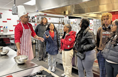 Chef Jerl Griffin speaks with students in a culinary class at Homewood-Flossmoor High School on March 20. (Marilyn Thomas/H-F Chronicle)