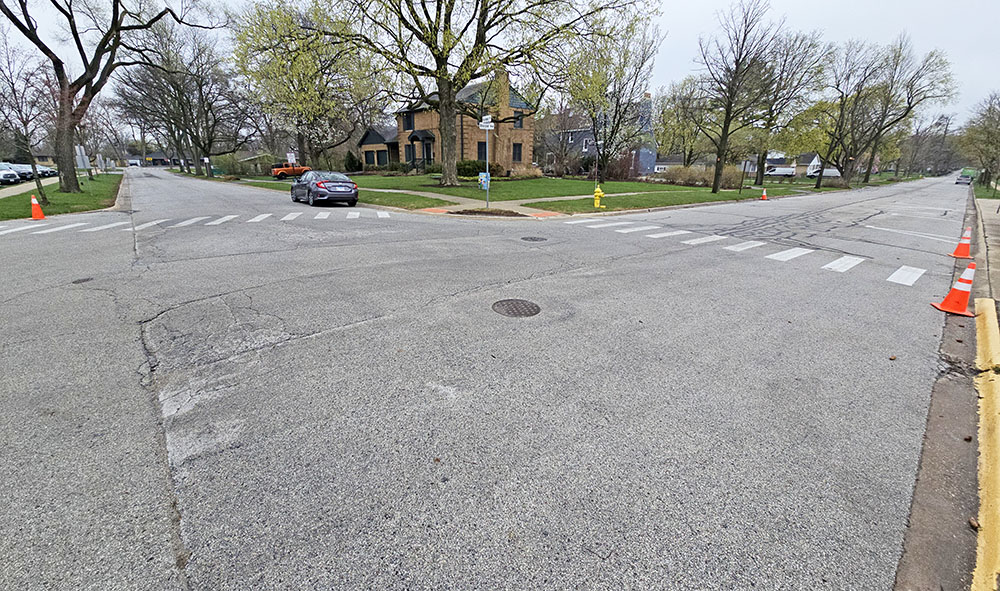Vardon Place, to the left, will be a one-way street westbound, and Brassie Avenue, right, will be a one-way street southbound after the Board of Trustees agreed to those changes on April 6 at the request of the Flossmoor Police Department. (Eric Crump/H-F Chronicle)