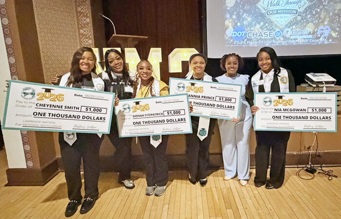 You Matter 2 fundraiser-Ulanowski15_web High school programmer Brandy Marshall, second from left, with You Matter 2 graduates Cheyenne Smith, Deenah Fitzpatrick, Zannia Prince and Nia McGowan hold up $1,000 scholarship checks. You Matter 2 founder and CEO Destiny Watson is second from right. (Nick Ulanowski / H-F Chronicle)