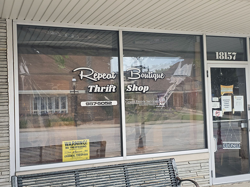 Homewood is soliciting bids to purchase the former Repeat Boutique space at 18157 Dixie Highway for redevelopment. (Eric Crump/H-F Chronicle)